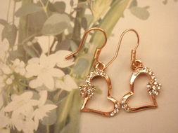 春日煥新 潮流集結(jié) | 檸檬館四月限時(shí)促銷 耳環(huán)最低3元起，服飾與美發(fā)飾品同步熱銷